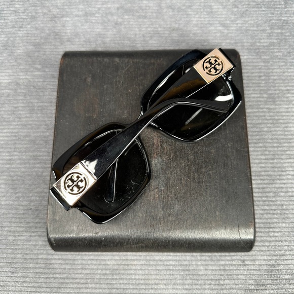 Tory Burch TY9027 Black Polarized Square Sunglasses Gold Logo 501T3 59-16-130 main image 9